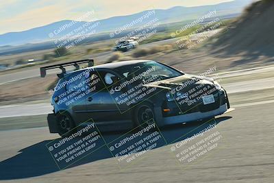 media/Dec-13-2025-Extreme Speed (Sat) [[d129ecb0b9]]/Beginner/Session 3 (Turn 5)/